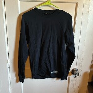 Huf long sleeve black shirt size small slightly worn